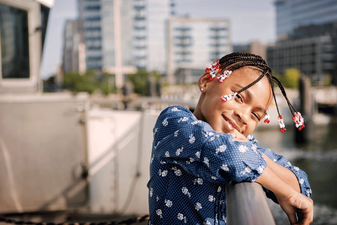 young-girl-in-the-inner-city